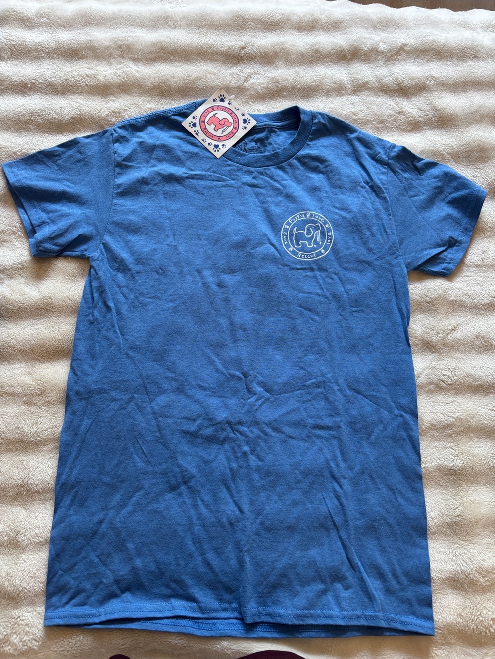 🐶 NEW WITH TAG Puppy Love blue tee, featuring adorable dog design on back! ☀️